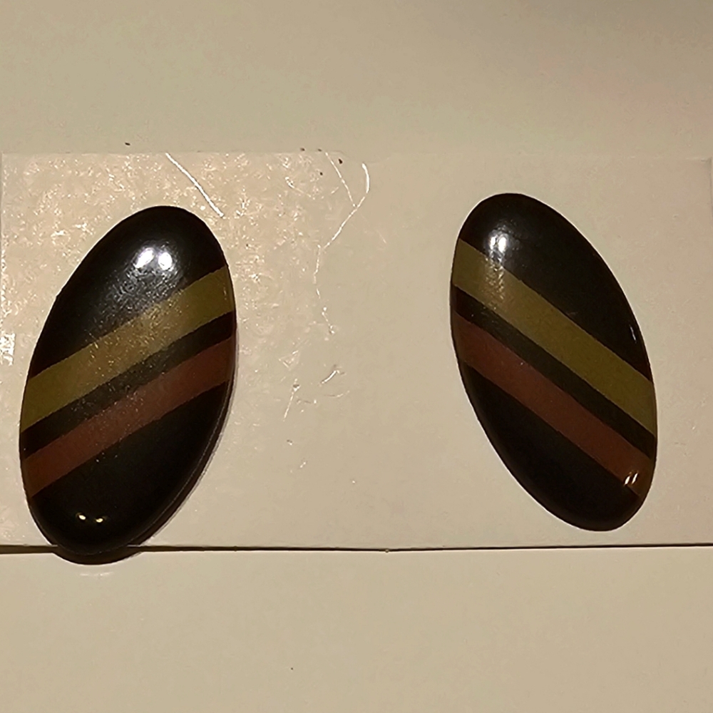 Vintage Tricolor Oval Earrings